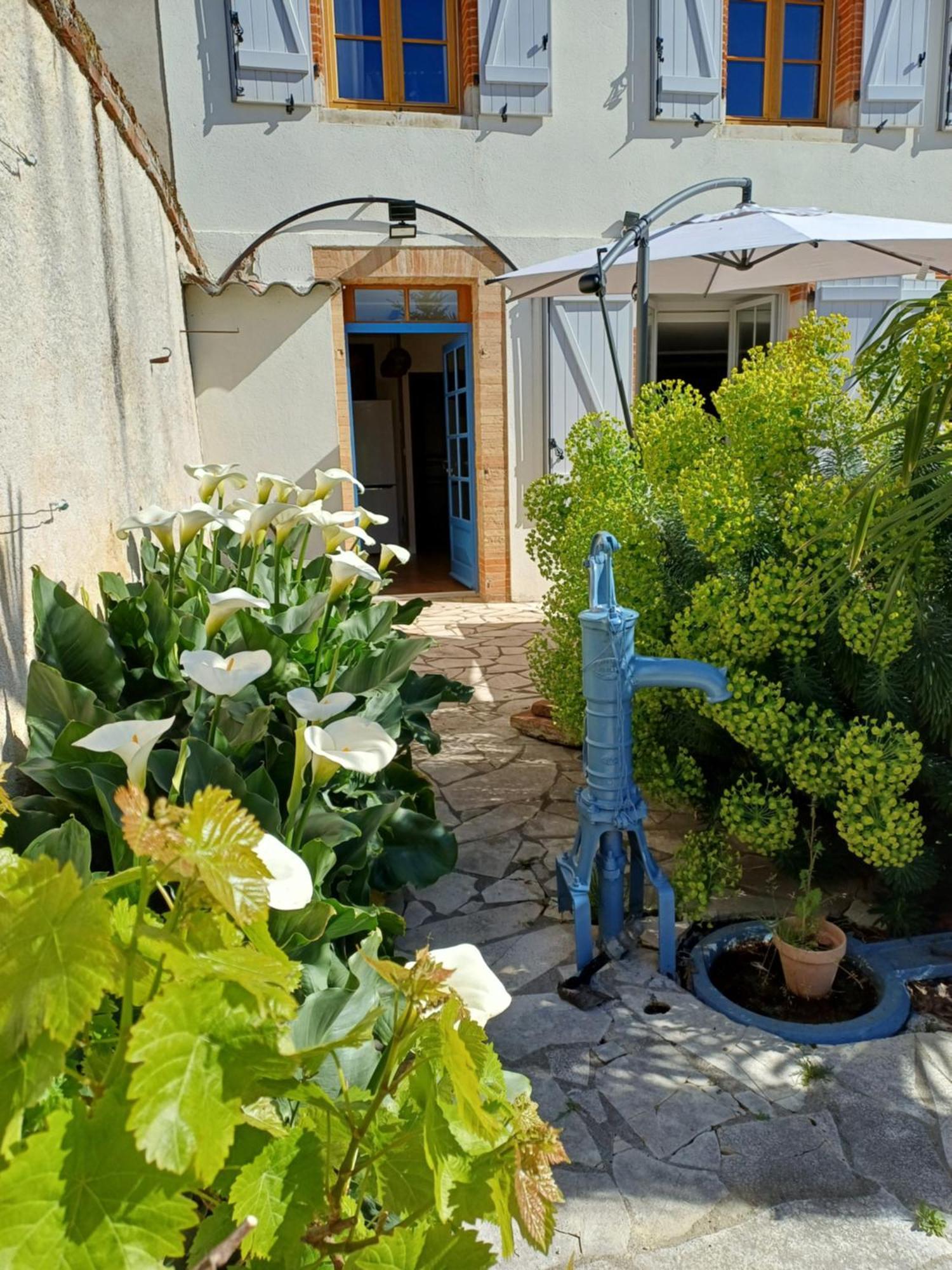 Le Relais De Lezat Hotel Exterior photo